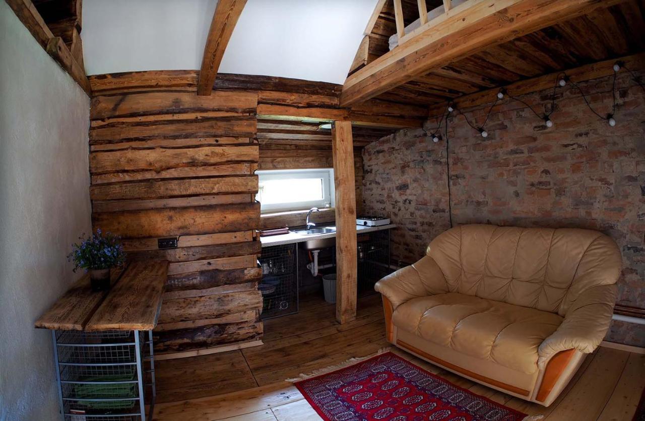 Ventspils Garden House Apartment ภายนอก รูปภาพ